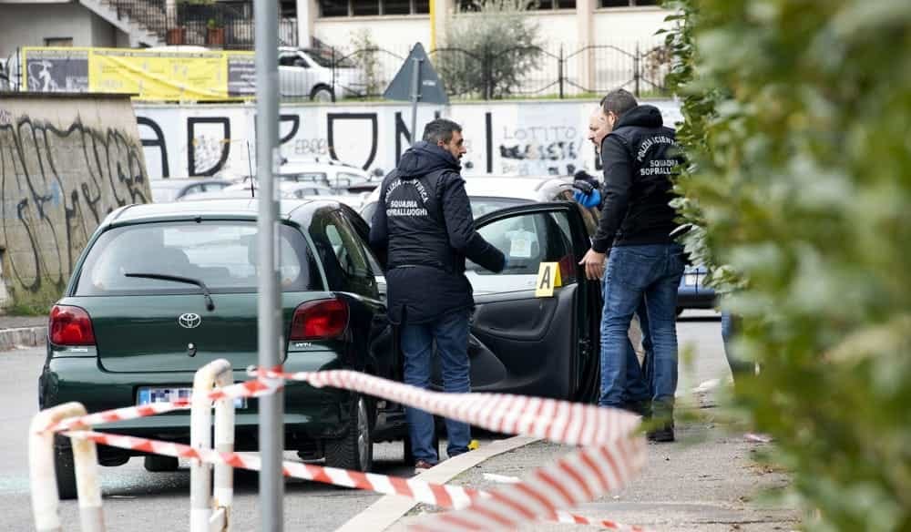 Freddato davanti all'asilo dei figli, presi mandanti e killer