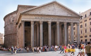 Pantheon, al via le visite guidate per persone con disabilità visive