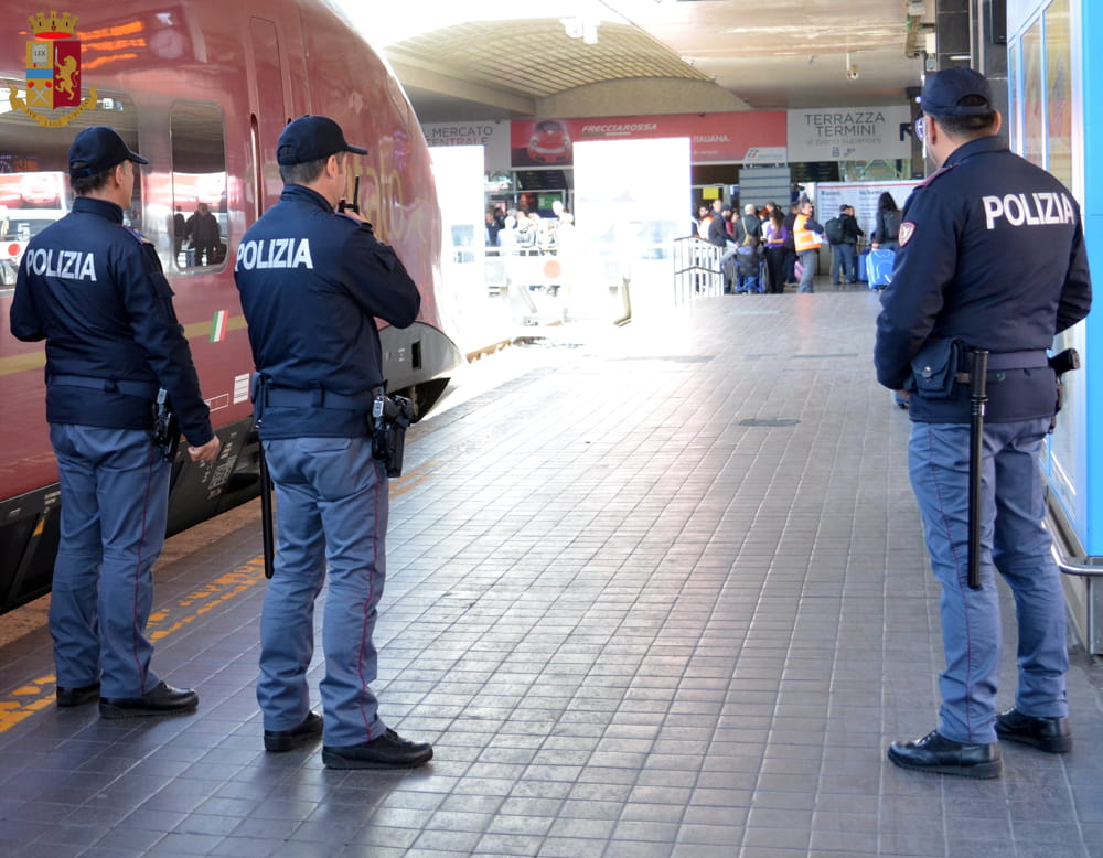 Benvenuti a Roma: così i viaggiatori in arrivo a Termini finiscono nel mirino dei borseggiatori