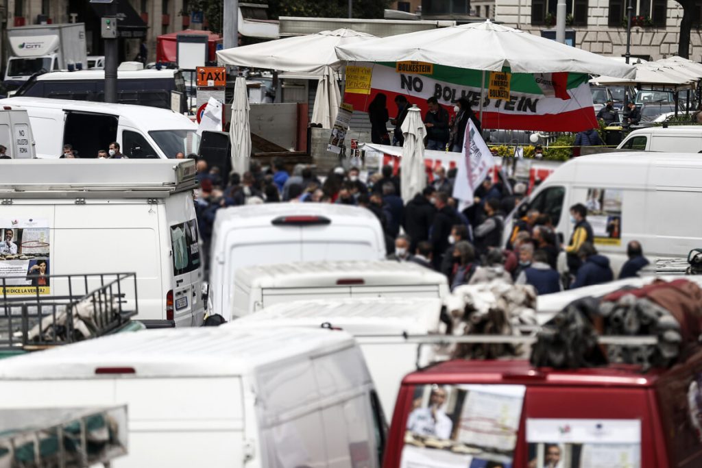 Bolkestein, gli ambulanti chiedono ad Elly Schlein di bloccare il bando di Roma