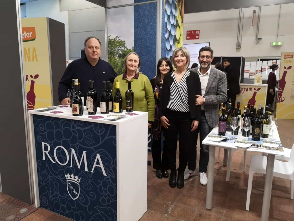 Slow wine, alla fiera internazionale c’è anche la Capitale: “Qui per promuovere i vini che rispettano la natura”