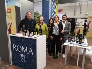 Slow wine, alla fiera internazionale c’è anche la Capitale: “Qui per promuovere i vini che rispettano la natura”