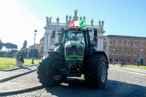 I trattori tornano in centro a Roma, oggi il sit-in alla Bocca della Verità
