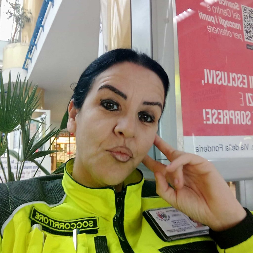 Valentina Salani morta per prendere la gatta sul tetto. Era volontaria della protezione civle