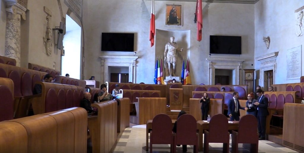 Dal pratone di Torre Spaccata all'ex Snia, l'urbanistica fa litigare la maggioranza in Campidoglio