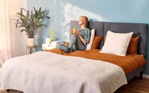 Il caffè ha davvero un impatto sul sonno? Berlo senza rinunciare a dormire bene è possibile: ecco come