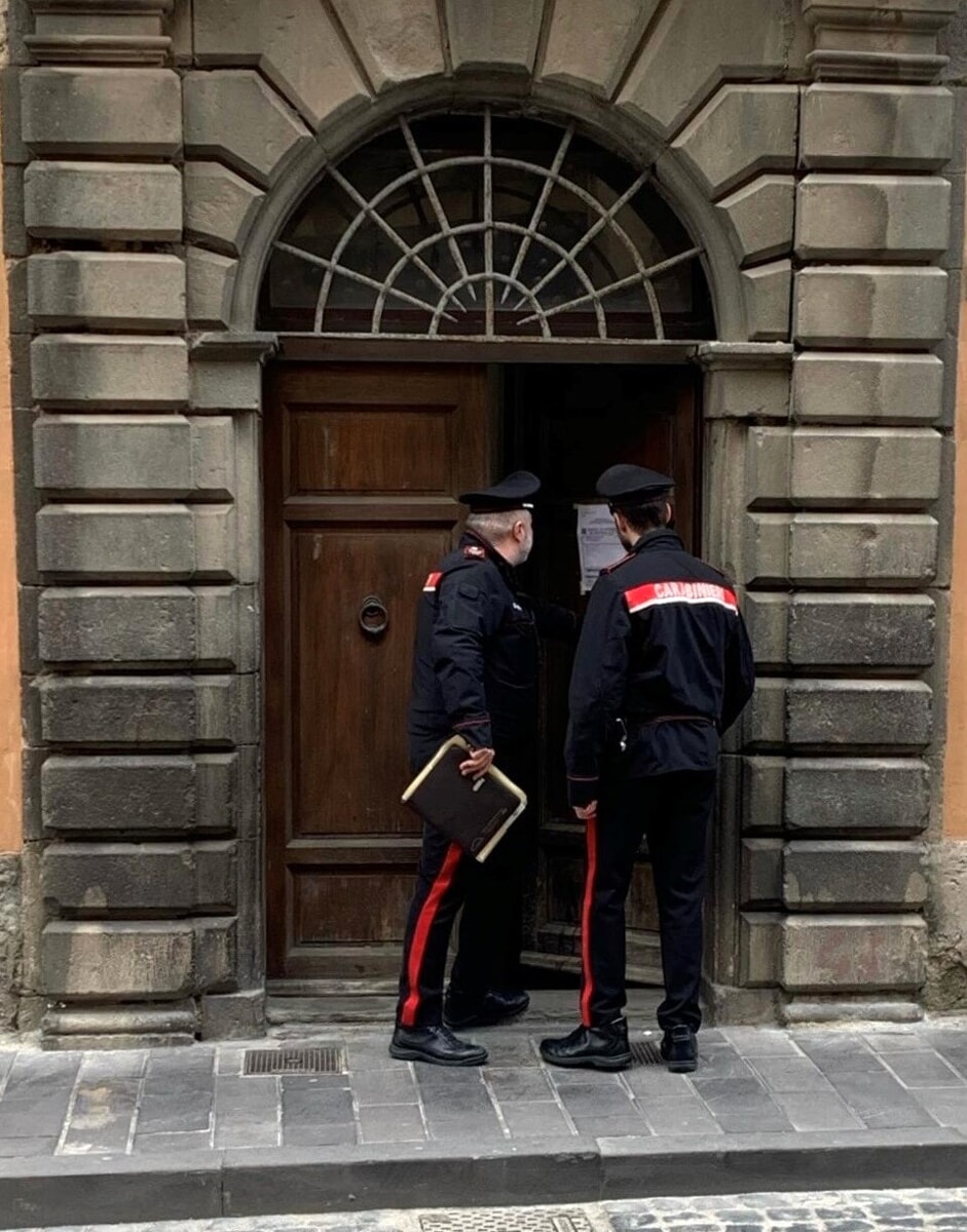 In un appartamento del centro una struttura per anziani abusiva