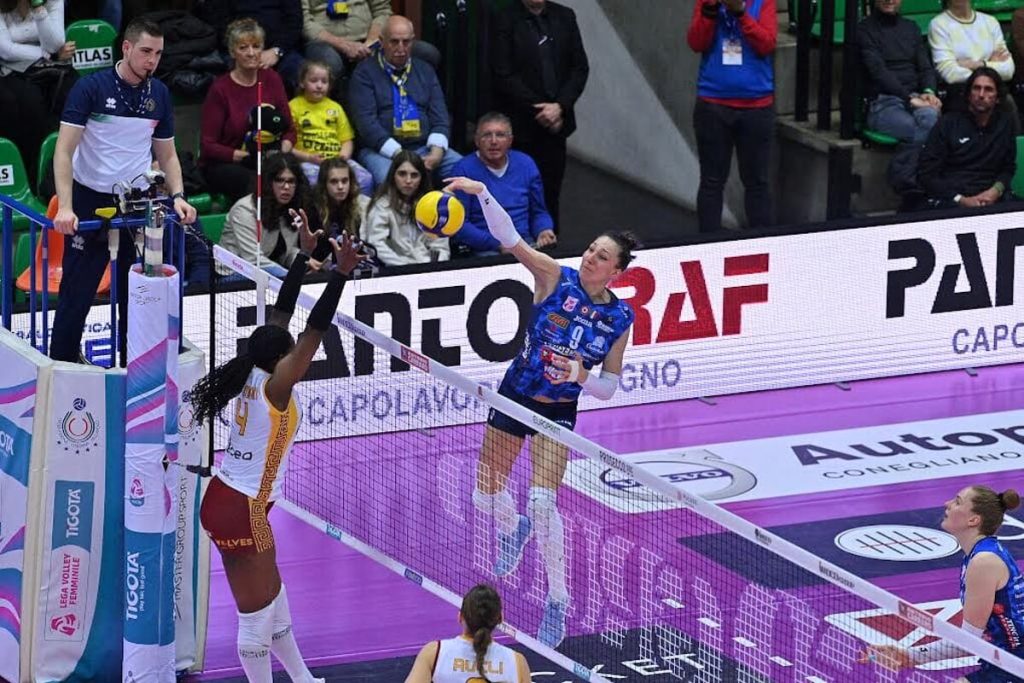 Play-off scudetto: la Roma Volley cade sul campo dell'Imoco Conegliano ma merita solo applausi