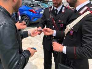 I turisti col "vizio" di rubare nei duty free dell'aeroporto: 11 denunce a Fiumicino