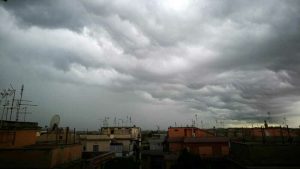 Maltempo a Roma e nel Lazio, allerta gialla anche per tutta la giornata dell'11 marzo: previsti forti temporali