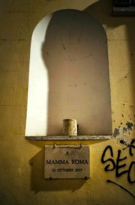 Trastevere, sfregio a 'Mamma Roma': rubato il busto di Anna Magnani