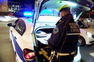 Roma: 14 patenti ritirate per guida in stato di ebrezza nel fine settimana