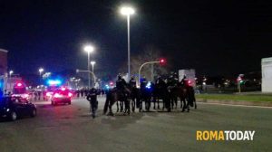 Bottiglie contro la polizia al termine del match contro l'Udinese: arrestato ultrà laziale