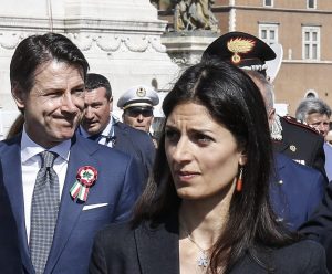 Le candidature alle europee, la mancanza di democrazia, i timori del crollo: cosa sta succedendo nel M5S di Roma