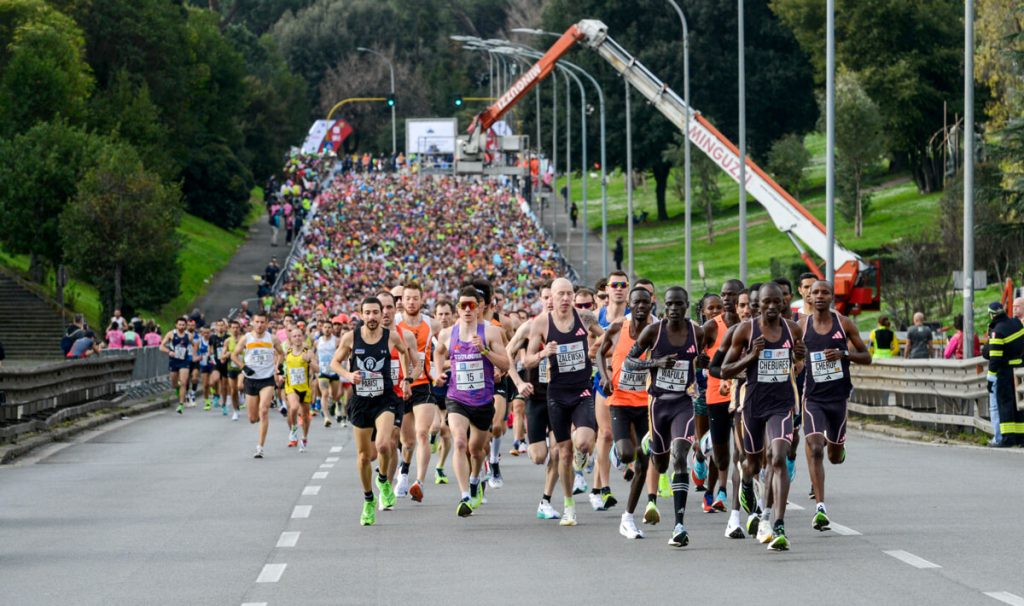 Mezza maratona Roma-Ostia, in 10mila ai nastri di partenza. Ecco i risultati
