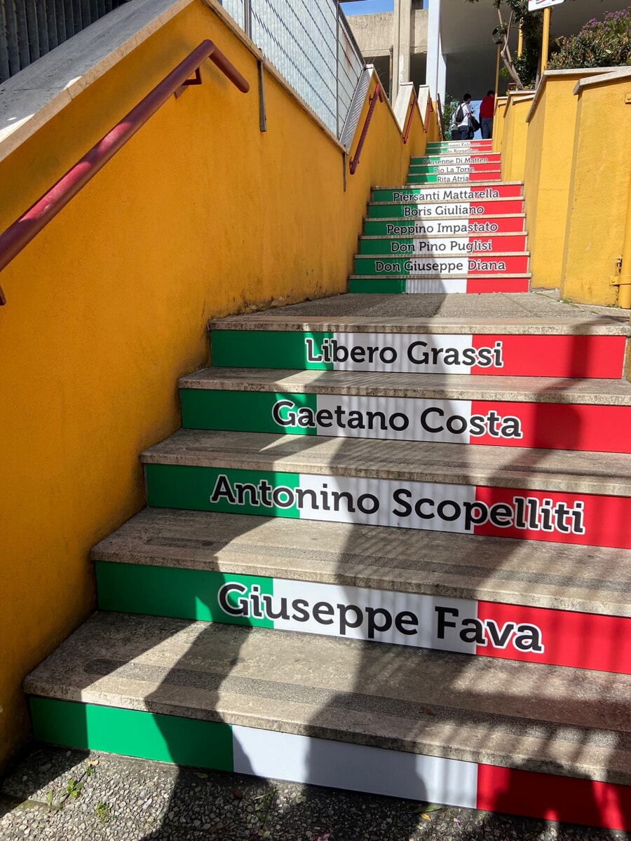 Tor Bella Monaca, inaugurata a via Aspertini la "scala della legalità" dedicata agli eroi dell'antimafia