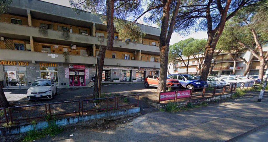 Spari a Roma: due ragazzi di 25 anni gambizzati fuori da un bar