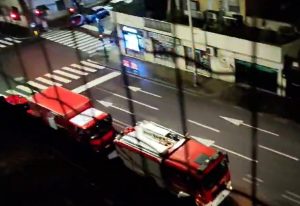 "C'è odore di benzina nel palazzo". Scatta l'allarme, palazzina evacuata