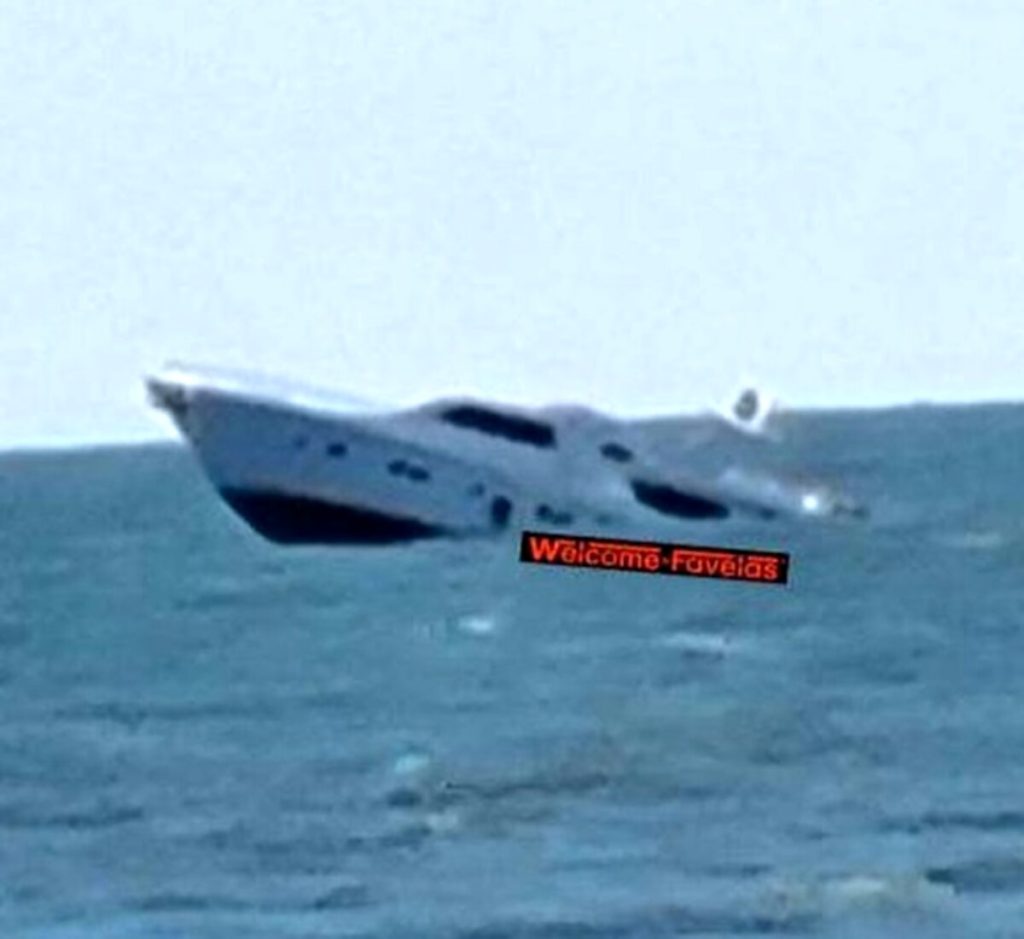 Paura a Ostia, affonda uno yacht di 20 metri: salvato un uomo