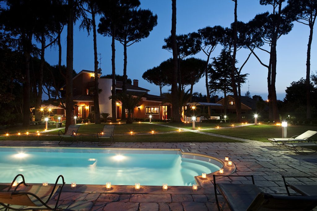 Fino a 15mila euro a notte, Ruby rubacuori e star di Hollywood tra i clienti. Vi porto nei bnb di lusso di Roma (VIDEO)