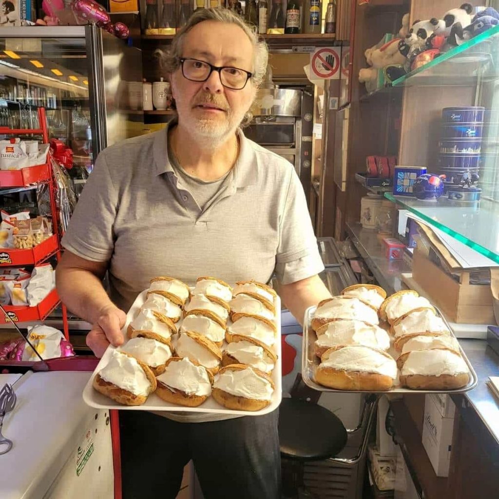 Bar Iacobini, i maritozzi di Montesacro: "l'uvetta il nostro ingrediente per un dolce unico"