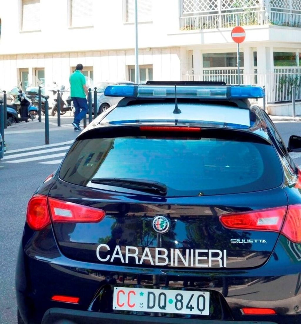 Fermato su un scooter rubato, poco prima aveva tentato un altro furto