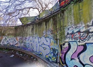 Via Cilicia, la riqualificazione attesa non decolla: restano gli insediamenti abusivi