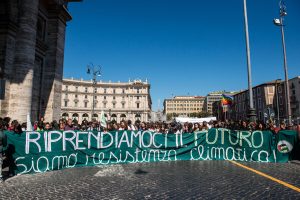 Fridays for the future: giovani in corteo a Roma a difesa dell'ambiente