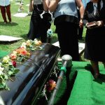 Funerali laici, a Roma “morire senza Dio” è quasi impossibile
