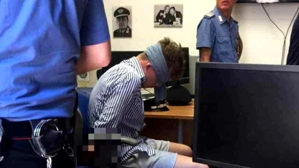 Omicidio Cerciello Rega: assolto il carabiniere che bendò Hjorth in caserma