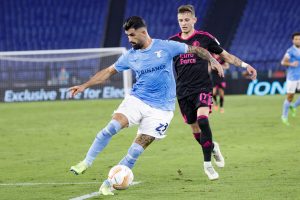 Lazio, paura per Hysaj: la sua Ferrari va in fiamme con lui a bordo