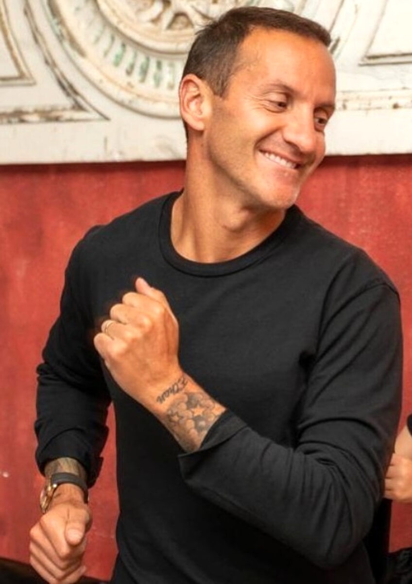 Fabrizio Iacorossi si è risvegliato dal coma, il personal trainer dei vip ha riconosciuto la moglie