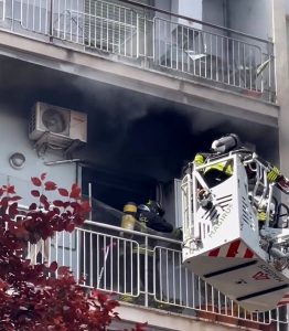 Incendio a Centocelle: appartamento in fiamme