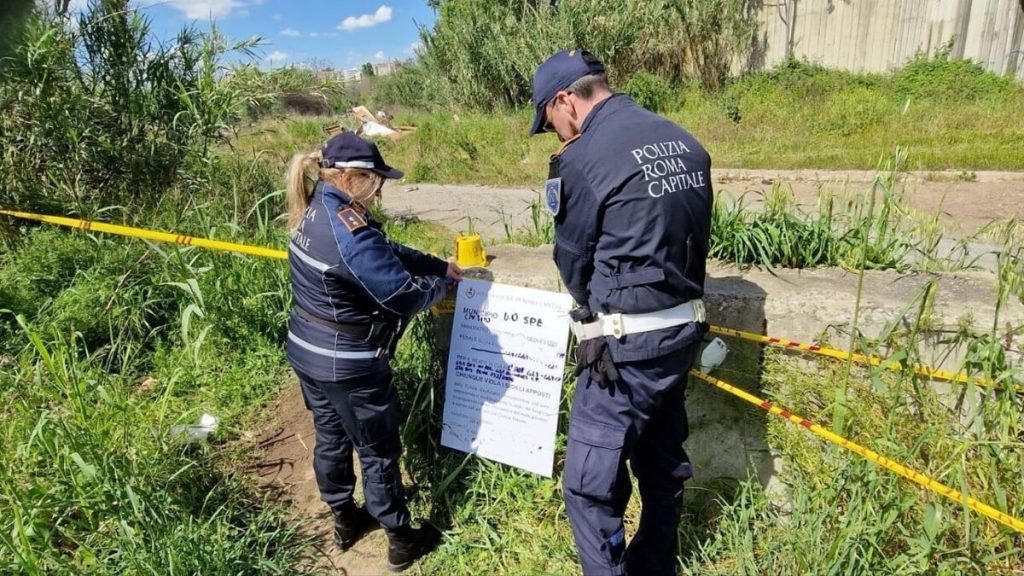 Incendio sulla Collatina Vecchia, la discarica più grande d'Europa è stata sequestrata