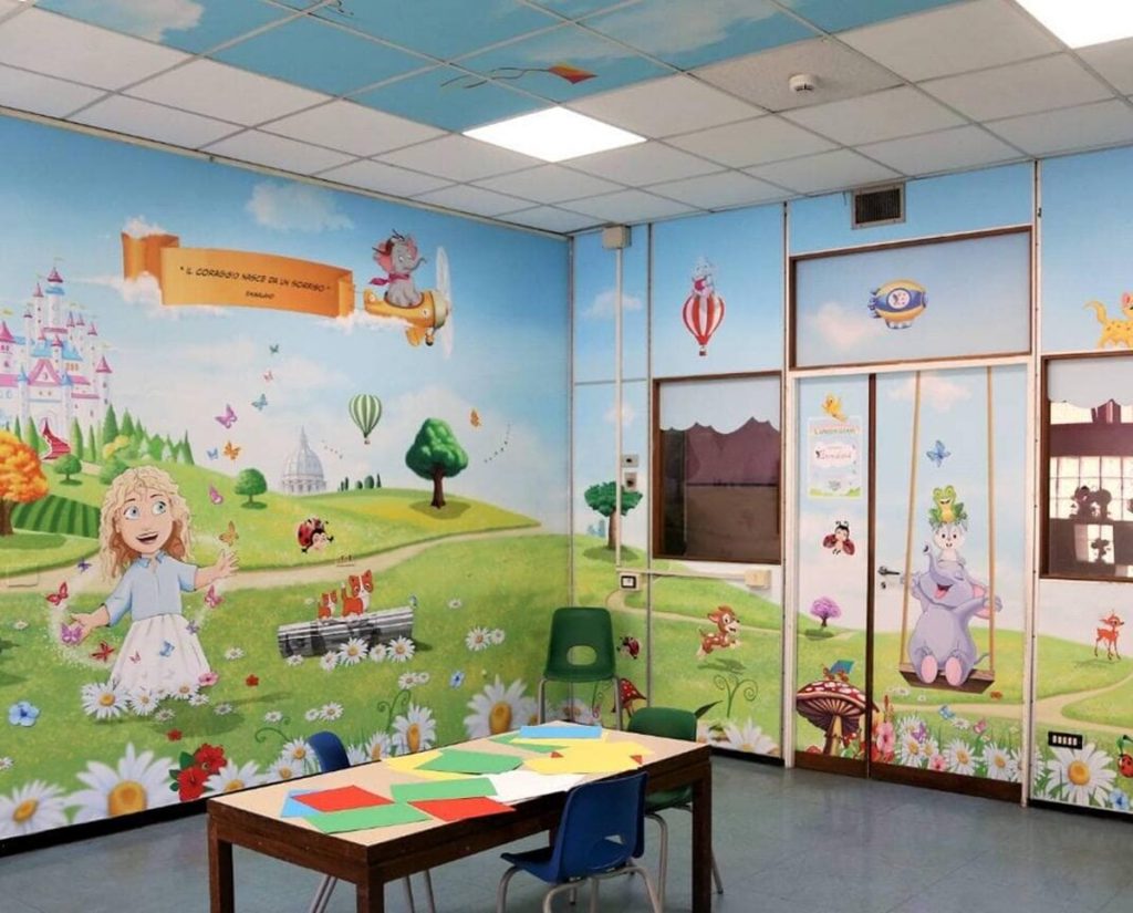 L'arte entra all'Umberto I: inaugurato il "Giardino di Emma", accoglierà i piccoli pazienti