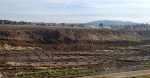 "Salute a rischio per 4 lampadine". Così il cantiere per i pannelli solari ha liberato il gas killer