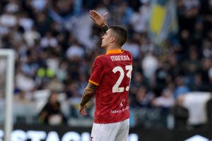 La Roma vince il derby, le pagelle: Mancini decisivo, Svilar spettatore