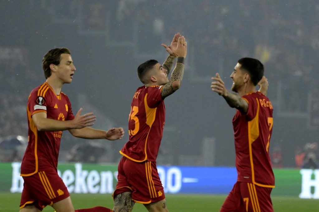Roma-Milan 2-1: De Rossi batte ancora Pioli, giallorossi in semifinale di Europa League