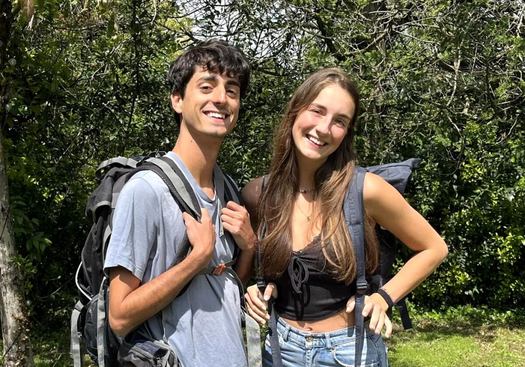 Da Roma alla Puglia a piedi: l'impresa due ragazzi per raccogliere fondi contro la sclerosi multipla