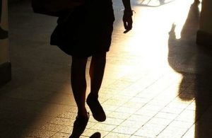 Così il prof di chimica di un liceo romano molestava i suoi alunni durante le lezioni