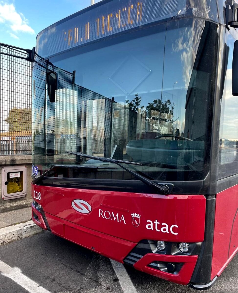 Ecco i nuovi autobus ibridi da 18 metri di Atac