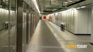 Metro C interrotta. Bus sostitutivi su metà della linea