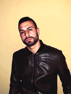 Mario Pincarelli sposa Laura Roffo. Fuori dal carcere insulti ai giornalisti