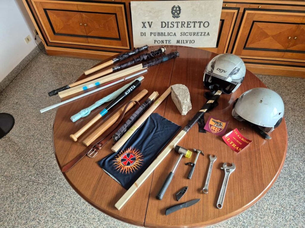 La colazione pre derby è ad alta tensione: scontri tra laziali e romanisti nei pressi dell'Olimpico