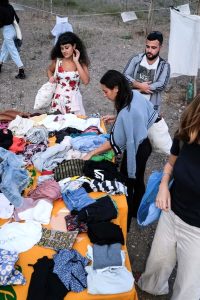 Swap-party: scambio libero di vestiti usati
