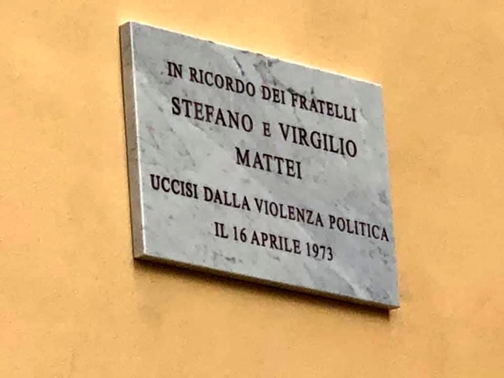 Rogo Primavalle: saluti romani alla commemorazione dei fratelli Mattei, denunciati 12 estremisti di destra