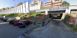 Via dei Grottoni torna alla normalità: dopo la chiusura della voragine arriva il nuovo manto stradale