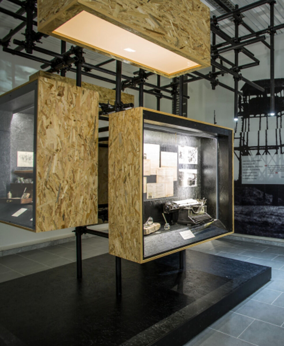 Visita tattile al Museo Vite di IMI con Open House Roma 2024