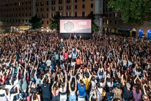 Il Cinema in piazza: Claudio Ranieri e Riccardo Milani presentano "Nel nostro cielo un rombo di tuono"