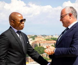 Il sindaco di New York è a Roma, Gualtieri: "Vogliano lavorare insieme"